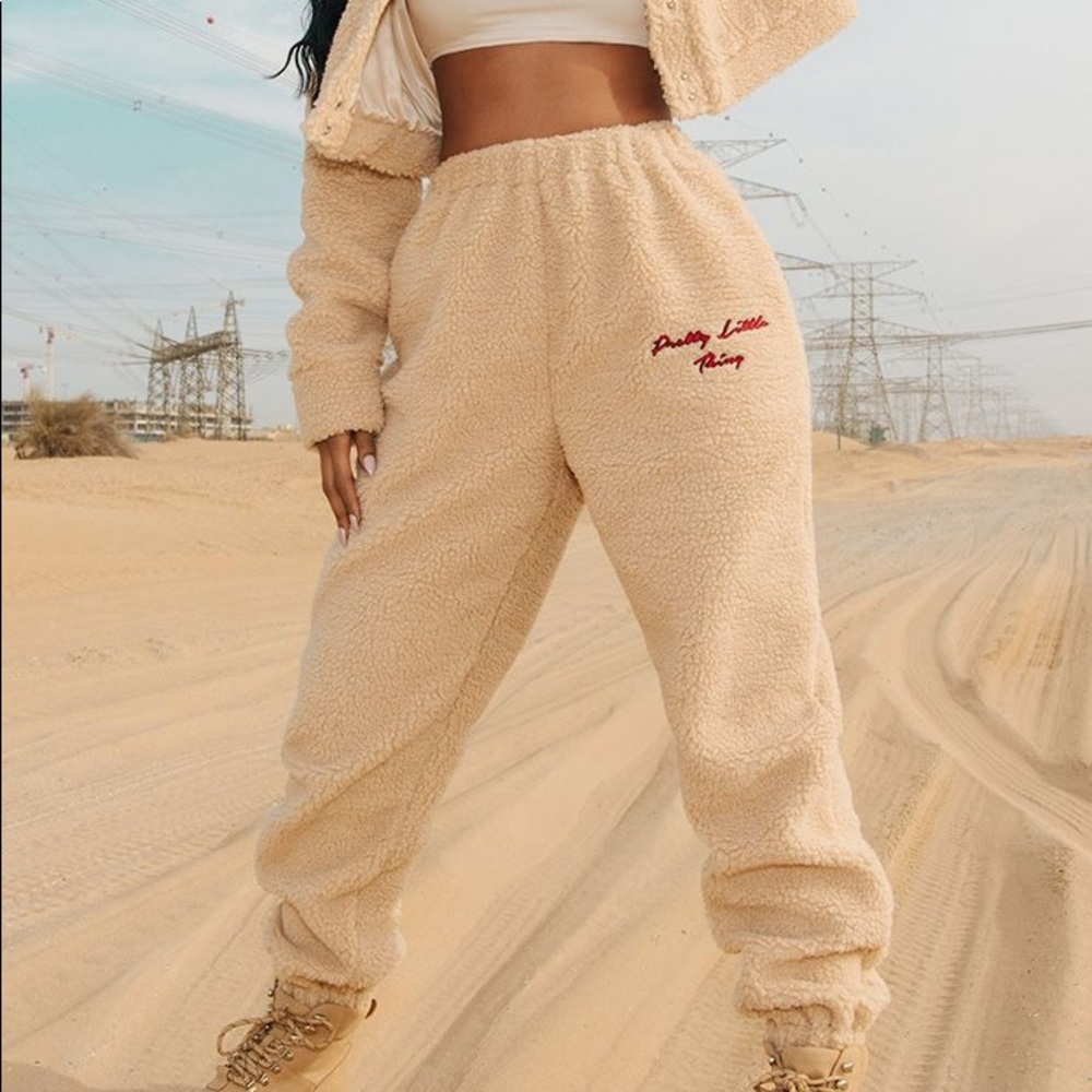 PRETTYLITTLETHING Cream Borg Embroidered Joggers